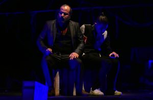 مسرحية غصة عبور