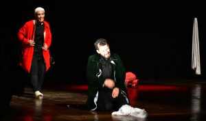 موعد. كون لمسرح سيدي بلعباس