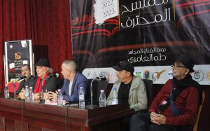 Débat sur le théâtre et le roman